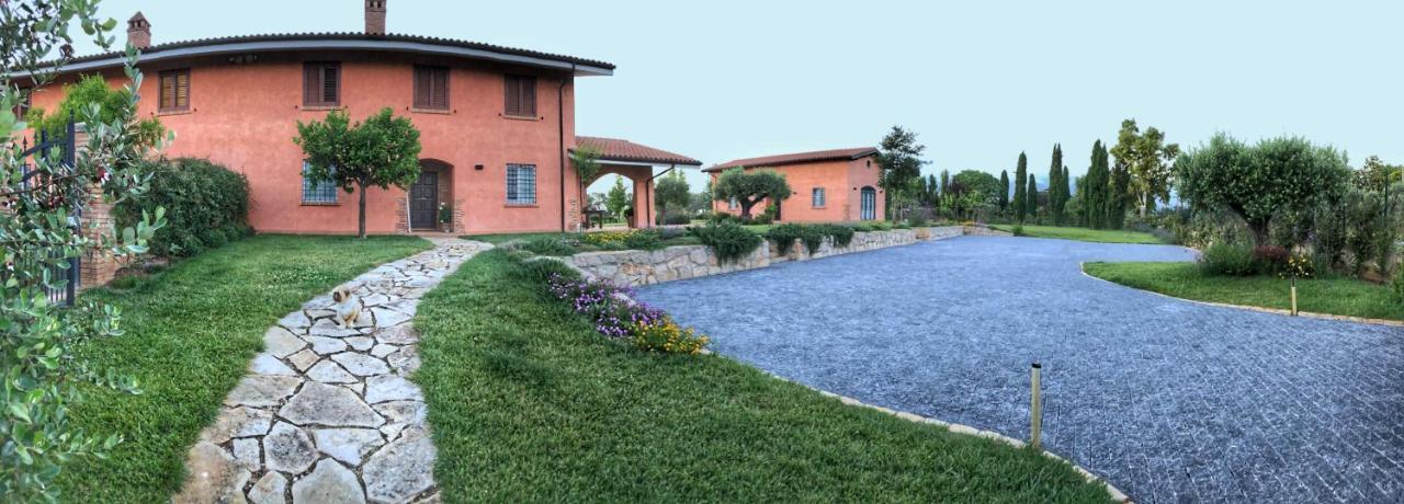 Casale Appia Bed & Breakfast Latina Exterior foto